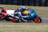 anglesey-no-limits-trackday;anglesey-photographs;anglesey-trackday-photographs;enduro-digital-images;event-digital-images;eventdigitalimages;no-limits-trackdays;peter-wileman-photography;racing-digital-images;trac-mon;trackday-digital-images;trackday-photos;ty-croes